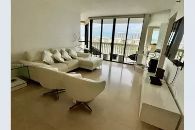1000 Island Blvd #610, Aventura, FL 33160 - Photo 1