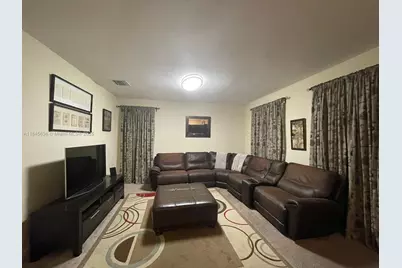 8878 W 33rd Ave #8878, Hialeah, FL 33018 - Photo 7