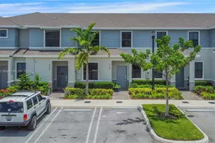 339 NE 12th St, Florida City, FL 33034 - Photo 15