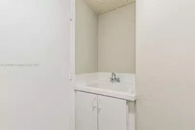 18091 SW 22nd St, Miramar, FL 33029 - Photo 19