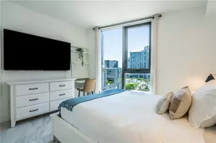 31 SE 6th St, Miami, FL 33131 - Photo 19