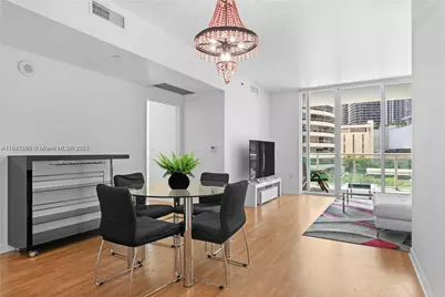 950 Brickell Bay Dr #501, Miami, FL 33131 - Photo 5