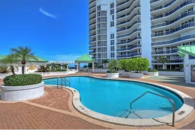 16711 Collins Ave #602, Sunny Isles Beach, FL 33160 - Photo 5