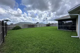 413 SW 43rd Terrace, Cape Coral, FL 33914 - Photo 7