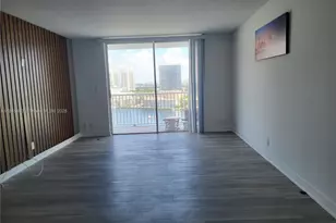 137 Golden Isles Dr, Hallandale Beach, FL 33009 - Photo 7