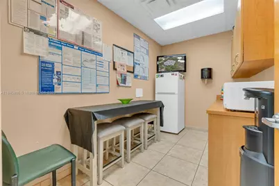 8000 SW 117th Ave #201, Miami, FL 33183 - Photo 7