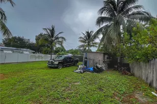 5730 Charleston St, Hollywood, FL 33021 - Photo 3