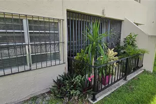 816 NW 87th Ave, Miami, FL 33172 - Photo 13