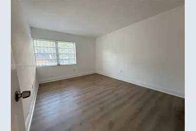 816 NW 87th Ave #107, Miami, FL 33172 - Photo 7