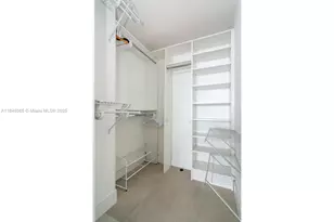 650 NE 32nd St, Miami, FL 33137 - Photo 23