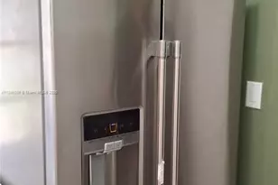 706 NE 3rd Ave, Pompano Beach, FL 33060 - Photo 3