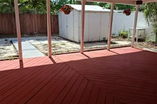 706 NE 3rd Ave, Pompano Beach, FL 33060 - Photo 9