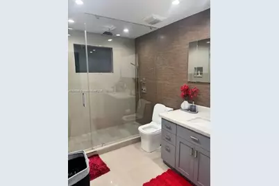 4229 W 7th Ln, Hialeah, FL 33012 - Photo 3