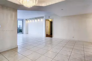 3598 Yacht Club Dr, Aventura, FL 33180 - Photo 39