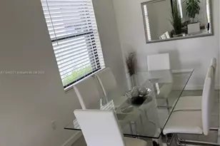 3523 W 105th Pl, Hialeah, FL 33018 - Photo 7