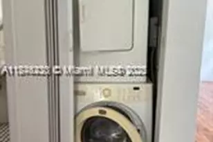 11202 NE 9th Ct, Biscayne Park, FL 33161 - Photo 3