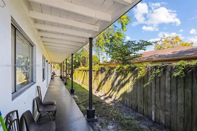 3932 SW 12th Pl, Fort Lauderdale, FL 33312 - Photo 9