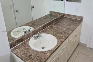 10820 SW 200th Dr, Cutler Bay, FL 33157 - Photo 11