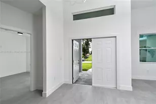 706 Coolidge Ave, Lehigh Acres, FL 33936 - Photo 5