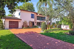 1501 Algardi Ave, Coral Gables, FL 33146 - Photo 1