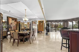 20281 E Country Club Dr, Aventura, FL 33180 - Photo 13