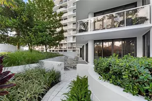 20281 E Country Club Dr, Aventura, FL 33180 - Photo 25