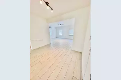 125 S Shore Dr #2, Miami Beach, FL 33141 - Photo 7