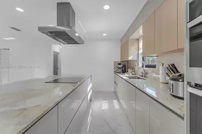 14285 SW 183rd Ter, Miami, FL 33177 - Photo 9