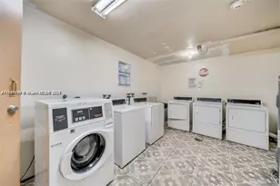 4848 NW 24th Ct, Lauderdale Lakes, FL 33313 - Photo 23