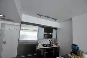 500 Brickell Ave, Miami, FL 33131 - Photo 13