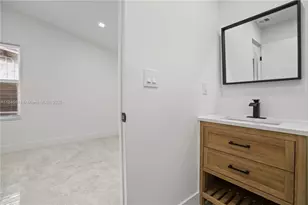 1724 SW 5th St, Fort Lauderdale, FL 33312 - Photo 37