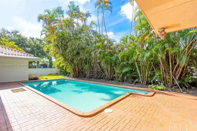 7210 W Troon Cir, Miami Lakes, FL 33014 - Photo 41