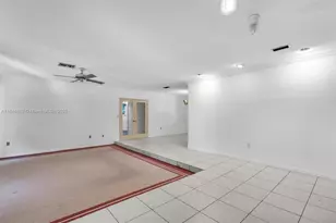 7210 W Troon Cir, Miami Lakes, FL 33014 - Photo 7