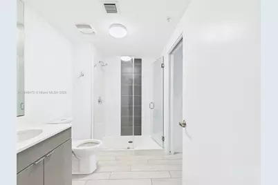 321 NE 26th St #605, Miami, FL 33137 - Photo 15