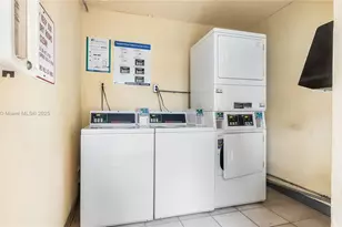 8500 SW 109th Ave, Miami, FL 33173 - Photo 25