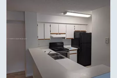 560 S Park Rd #13-7, Hollywood, FL 33021 - Photo 3