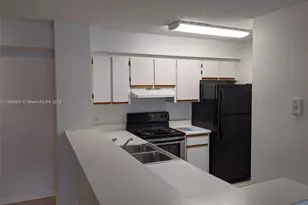 560 S Park Rd, Hollywood, FL 33021 - Photo 3