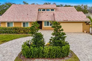 663 NW 107th Ln, Coral Springs, FL 33071 - Photo 1