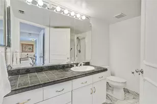 19101 Mystic Pointe Dr, Aventura, FL 33180 - Photo 27
