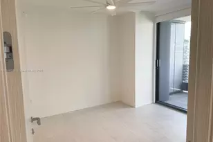 1000 Brickell Plaza, Miami, FL 33131 - Photo 5