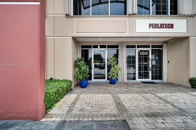 8224 NW 30th Ter #24, Doral, FL 33122 - Photo 17