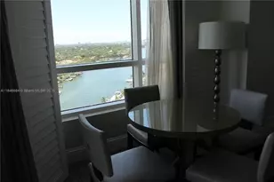 4401 Collins Ave, Miami Beach, FL 33140 - Photo 9