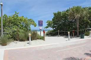 4401 Collins Ave, Miami Beach, FL 33140 - Photo 61