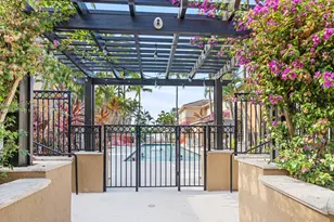 2861 NE 185th St, Aventura, FL 33180 - Photo 31