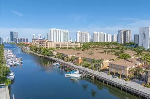 2861 NE 185th St, Aventura, FL 33180 - Photo 25