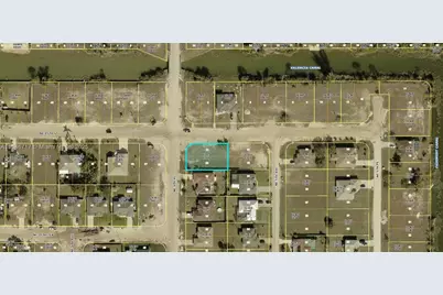 1429 NE 4th Pl, Cape Coral, FL 33909 - Photo 1