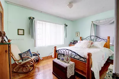 3600 NW 19th Ter, Miami, FL 33125 - Photo 7