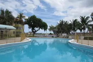 1530 NE 191st St, Miami, FL 33179 - Photo 1