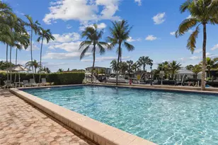 2350 NE 135th St, North Miami, FL 33181 - Photo 19