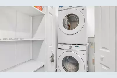 781 NE 162nd St, Miami, FL 33162 - Photo 19